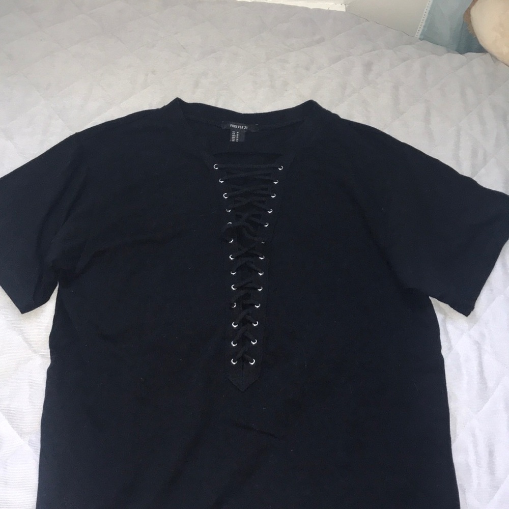 Forever 21 Black T-Shirt